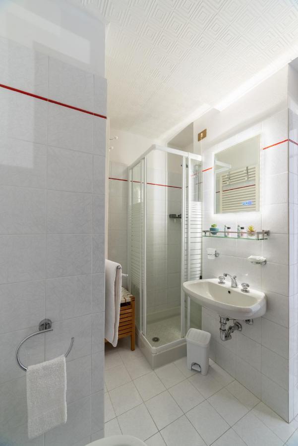 Centro Storico - Leonardo House Apartment แบร์กาโม ภายนอก รูปภาพ